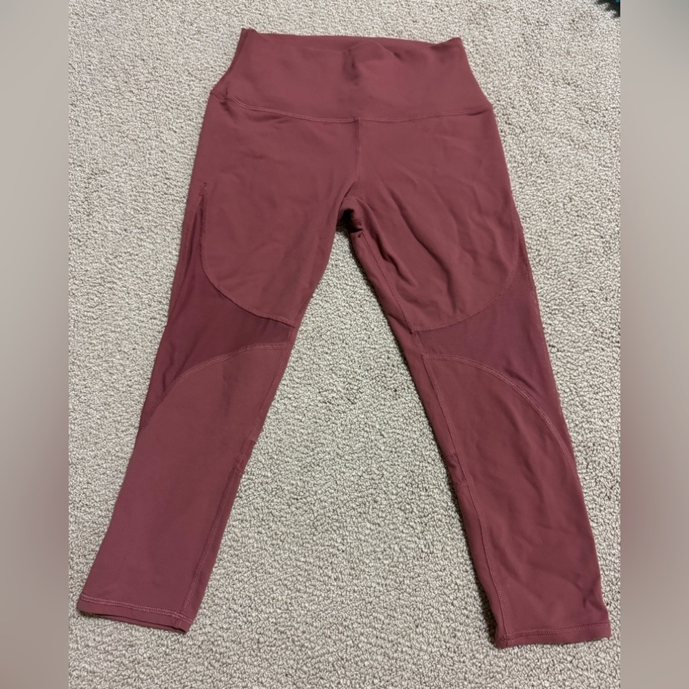 ALO SIZE M mesh leggings